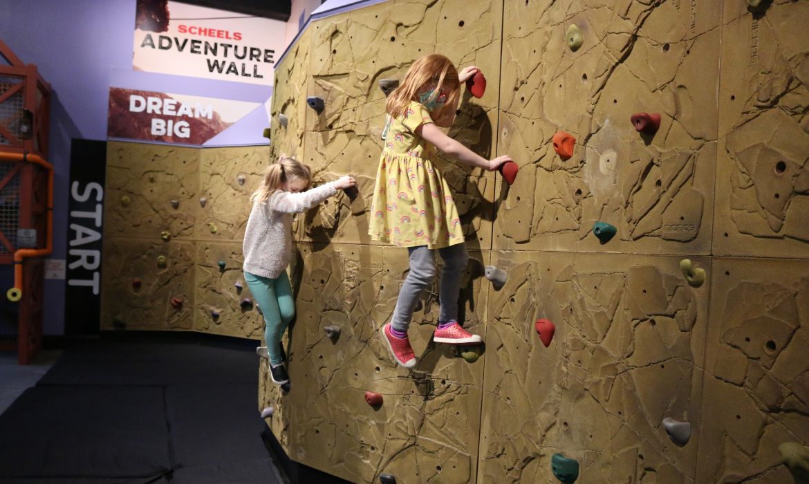  Climbing Wall