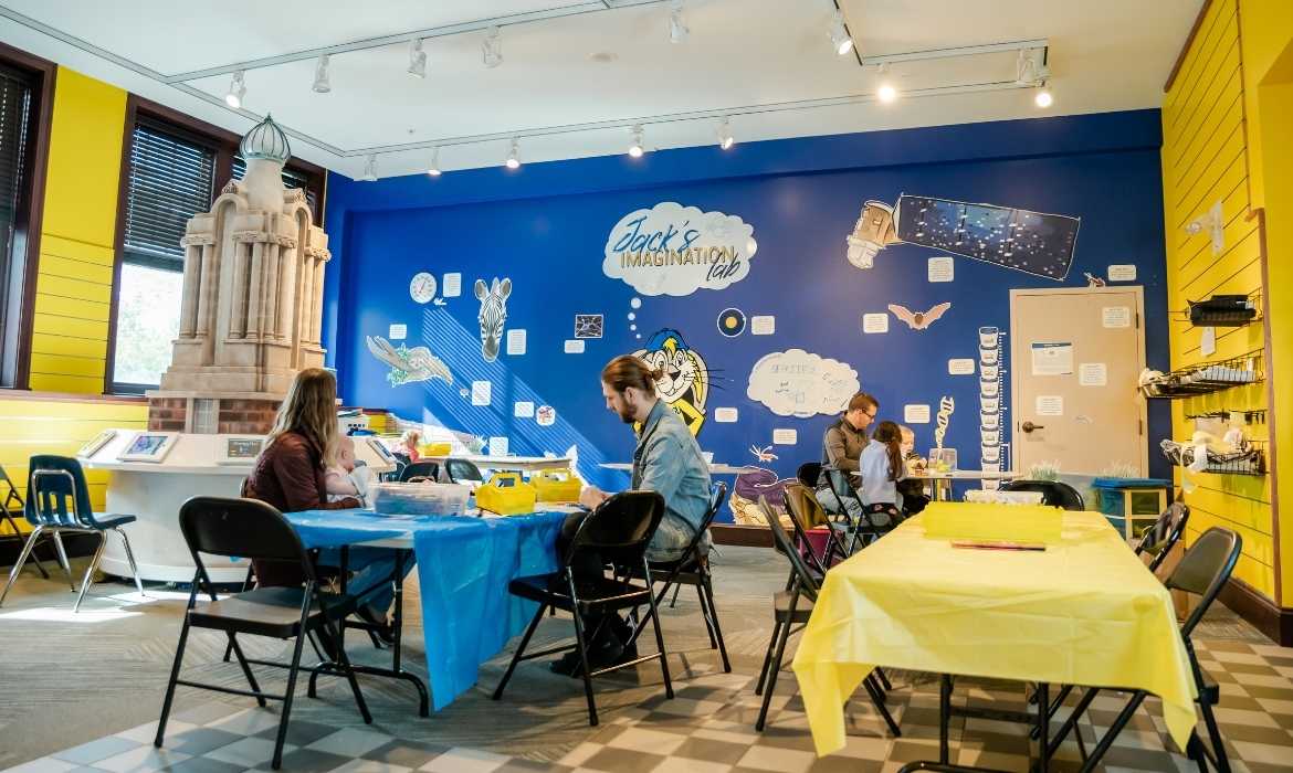 Family in Jack's Imagination Lab