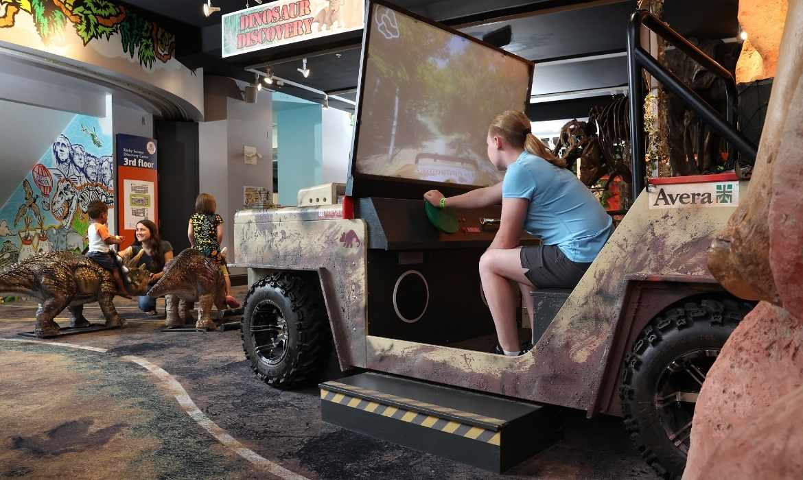 Kids at Dinosaur Discovery