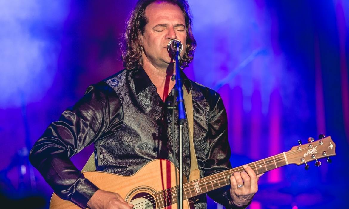 Neil Diamond Tribute Concert 